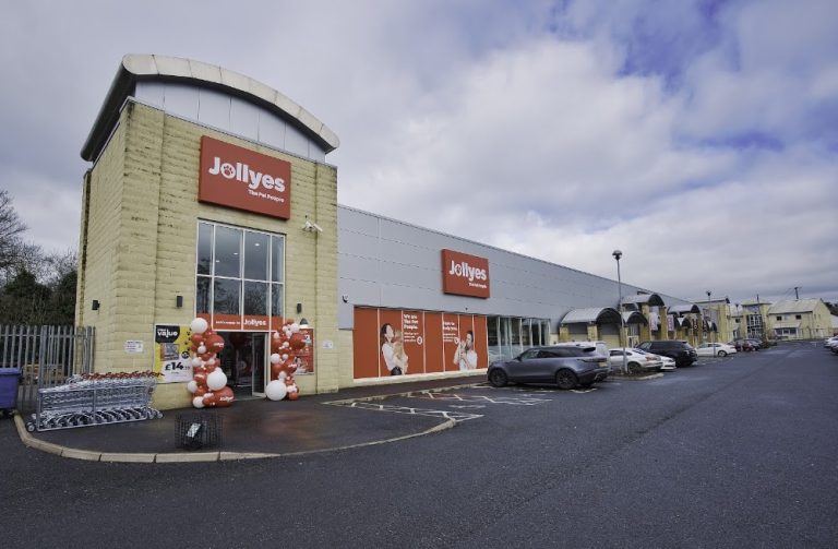 Jollyes – The Pet People Cookstown